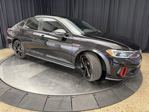 Used 2024 Volkswagen Jetta GLI Autobahn w/ GLI Black Package image 12