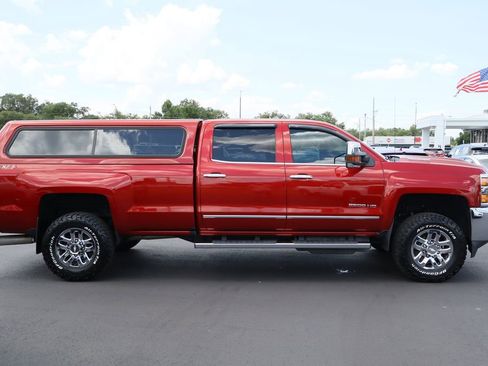 Used 2019 Chevrolet Silverado 2500 LTZ w/ Duramax Plus Package AWD/4WD image 10
