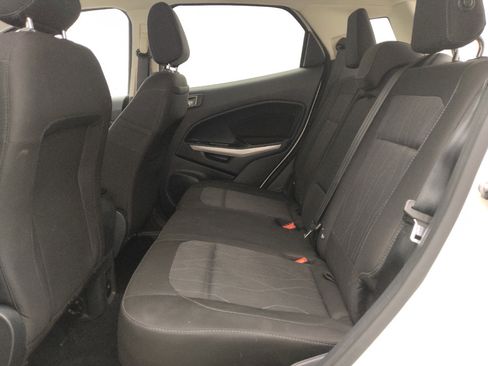 Used 2020 Ford EcoSport SE w/ SE Convenience Package image 18