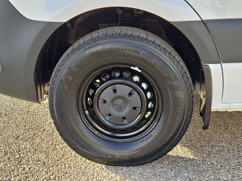 New 2026 Mercedes-Benz Sprinter 2500 image 11