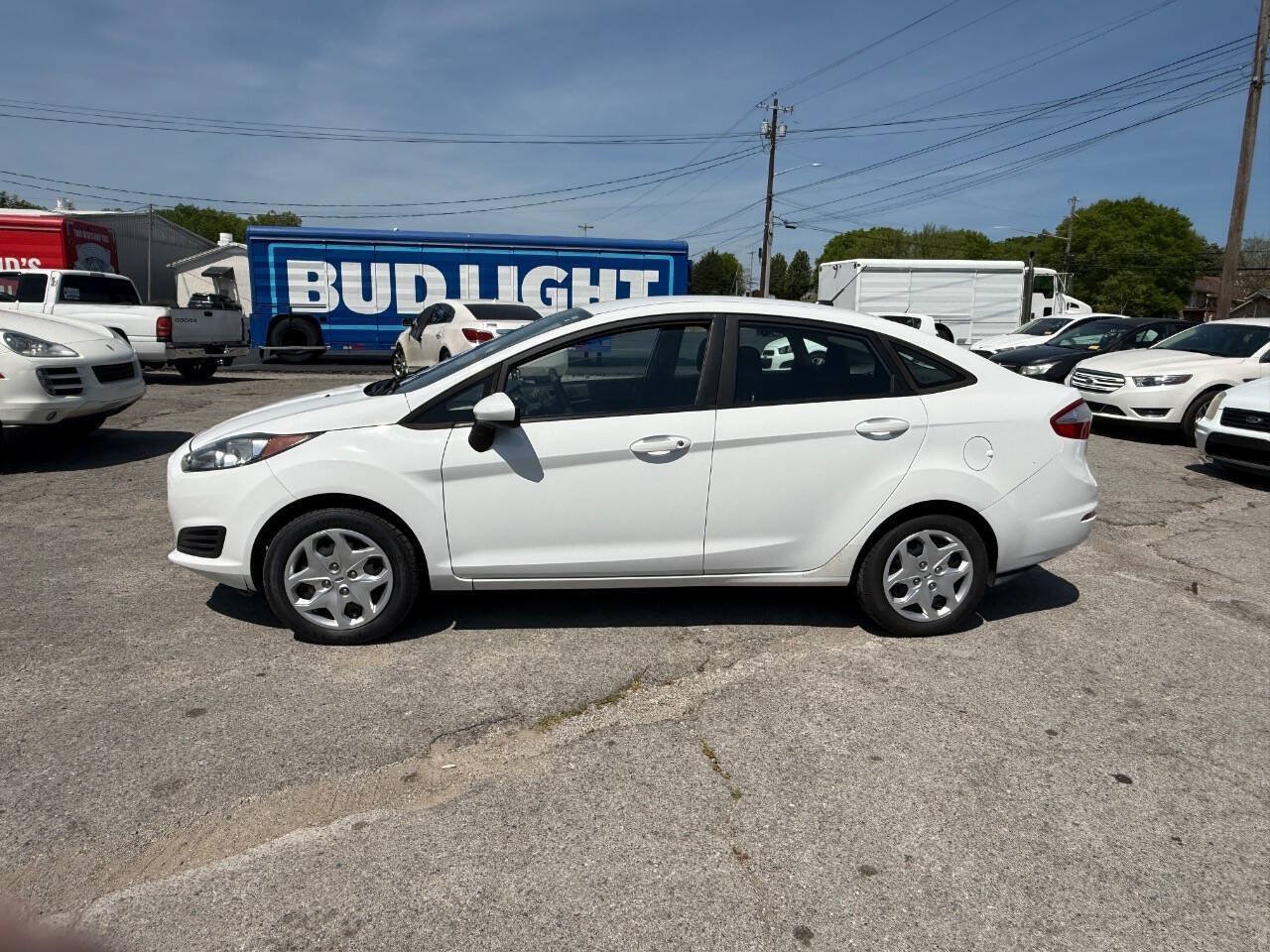 Used 2017 Ford Fiesta S FWD image 11