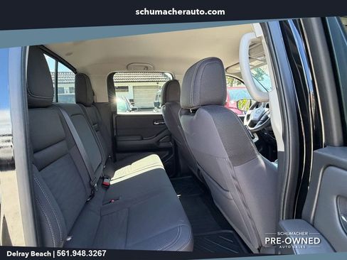 Used 2022 Nissan Frontier SV AWD/4WD image 16