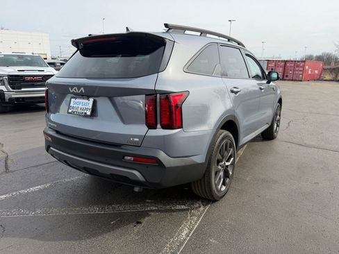 Used 2023 Kia Sorento X-Line EX image 7