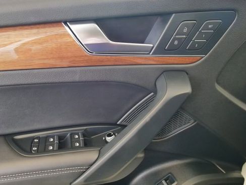 Used 2023 Audi Q5 2.0T Premium Plus w/ Premium Plus Package image 30