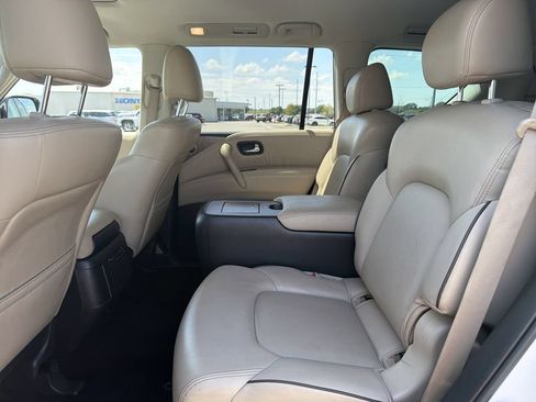 Used 2023 Nissan Armada SL w/ Captain's Chairs Package RWD image 15