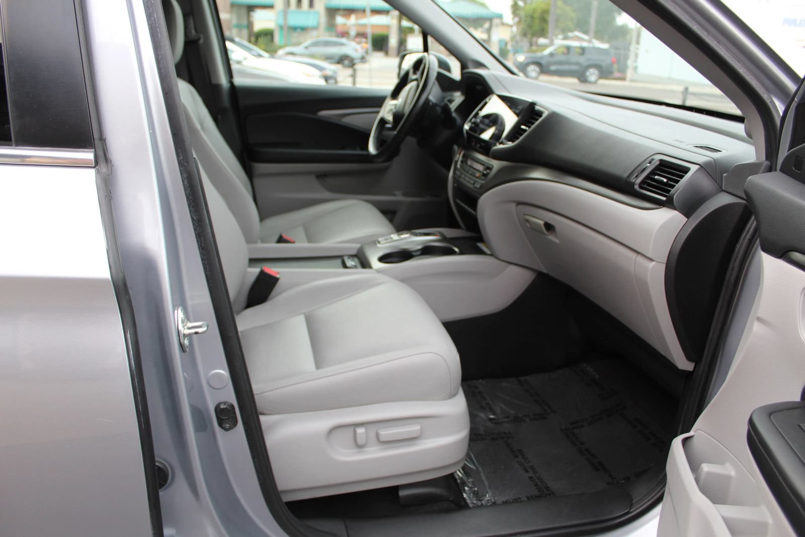 Used 2021 Honda Pilot Special Edition image 10