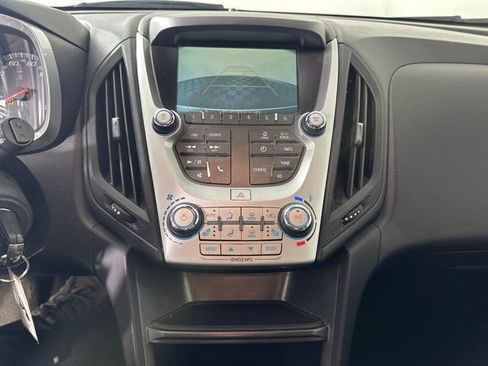 Used 2017 Chevrolet Equinox LT w/ Convenience Package image 21