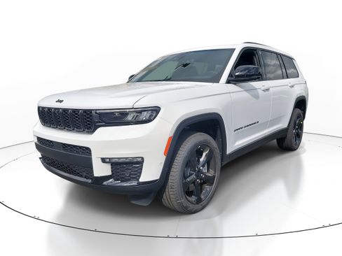 New 2025 Jeep Grand Cherokee L Limited w/ Luxury Tech Group II image 4