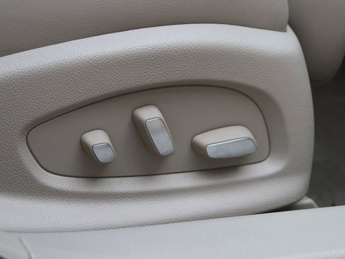 Used 2014 Cadillac XTS Premium image 35