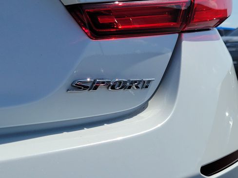 Used 2022 Honda Accord Sport image 7