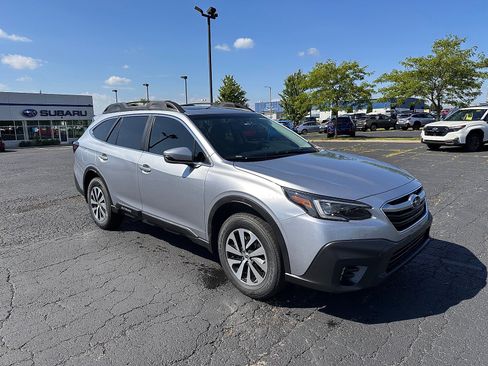 Used 2020 Subaru Outback Premium w/ Popular Package #1 AWD/4WD image 1