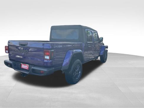 New 2026 Jeep Gladiator Sport AWD/4WD image 7