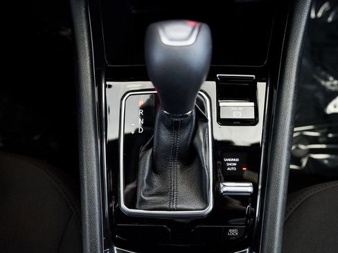 Used 2023 Jeep Compass Sport image 46