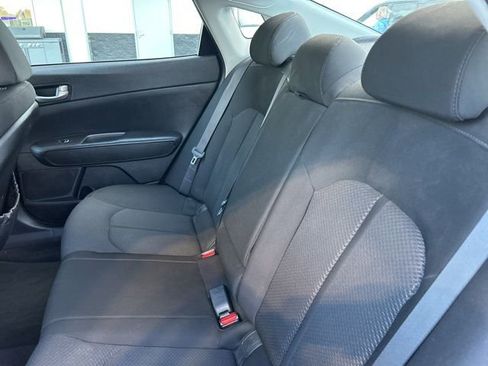 Used 2017 Kia Optima LX FWD image 22