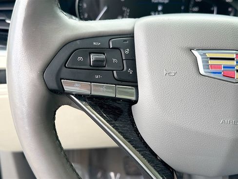 Used 2024 Cadillac XT6 Premium Luxury image 38