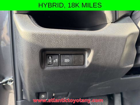 Certified 2025 Toyota RAV4 LE AWD/4WD image 24