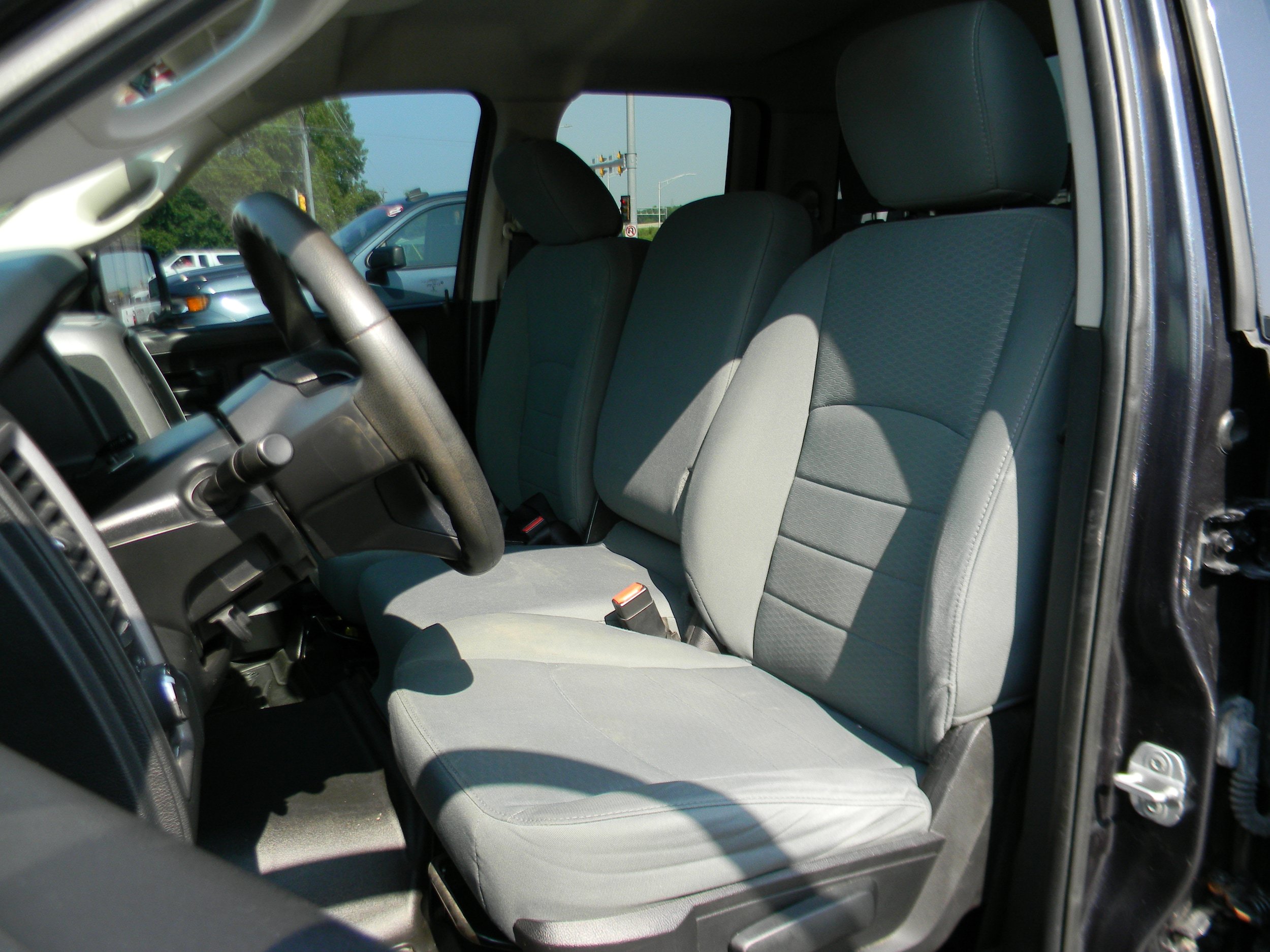 Used 2014 RAM 1500 Express AWD/4WD image 5