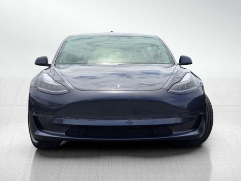 Used 2021 Tesla Model 3 Standard Range Plus RWD image 2