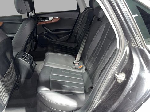 Used 2022 Audi A4 2.0T Premium w/ Convenience Package image 24