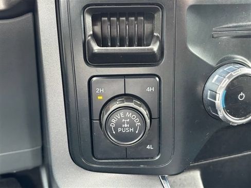Used 2025 Ford F150 XLT w/ Equipment Group 301A Standard AWD/4WD image 19