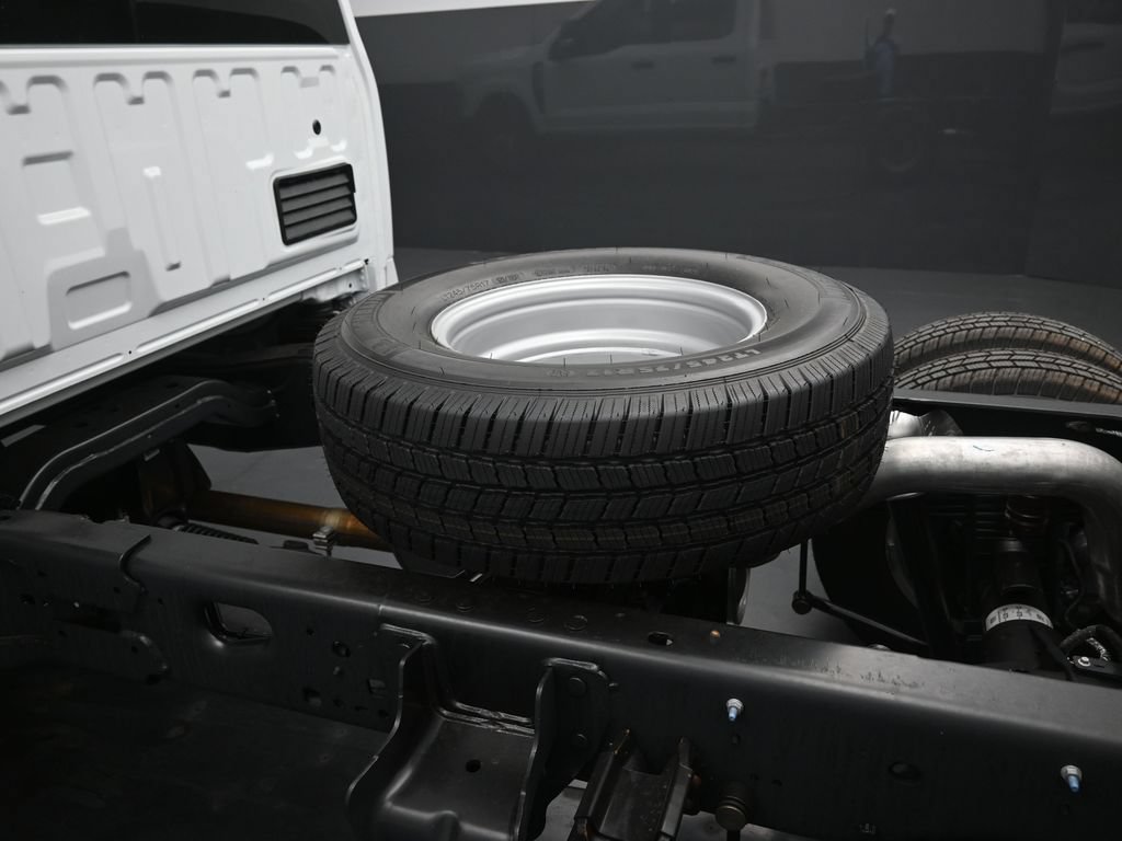 New 2025 Ford F350 XL AWD/4WD image 2