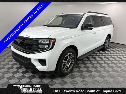 Used 2025 Ford Expedition Max Active AWD/4WD image 1