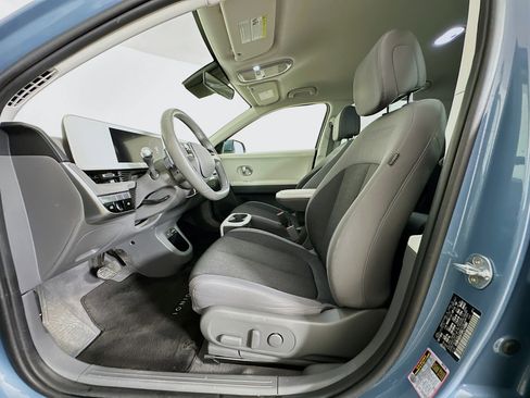 Used 2023 Hyundai Ioniq 5 SE image 13