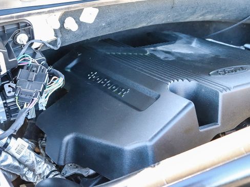 Used 2019 Ford F150 Platinum w/ Equipment Group 701A Luxury image 35