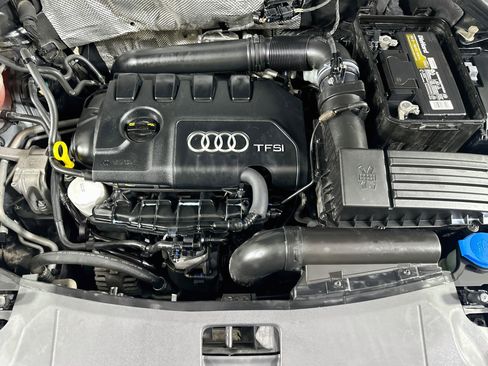 Used 2018 Audi Q3 2.0T Premium w/ Convenience Package FWD image 33