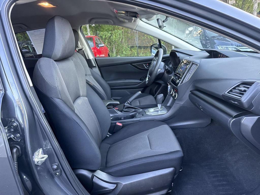 Used 2022 Subaru Crosstrek 2.0i AWD/4WD image 25