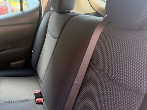 Used 2015 Nissan Leaf S w/ Charge Package FWD image 11