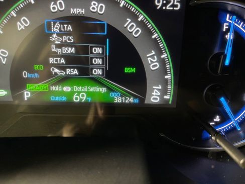 Certified 2025 Toyota RAV4 LE image 18