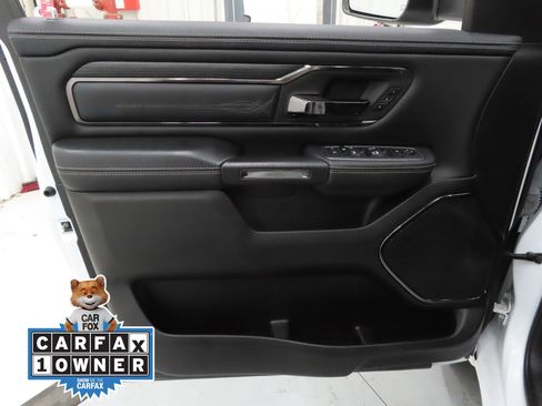 Used 2024 RAM 1500 Limited image 9