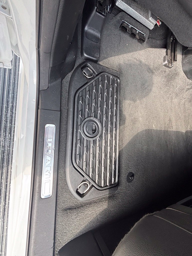 Used 2020 RAM 1500 Limited AWD/4WD image 15