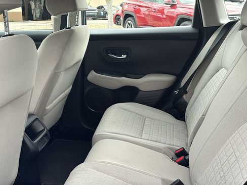 Certified 2025 Honda HR-V LX image 29