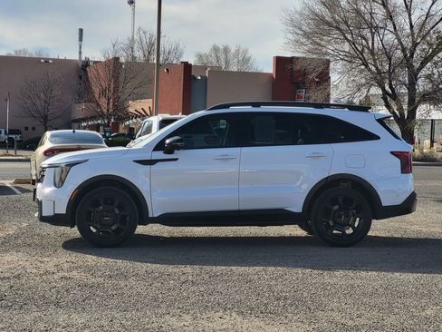 Used 2024 Kia Sorento SX image 4