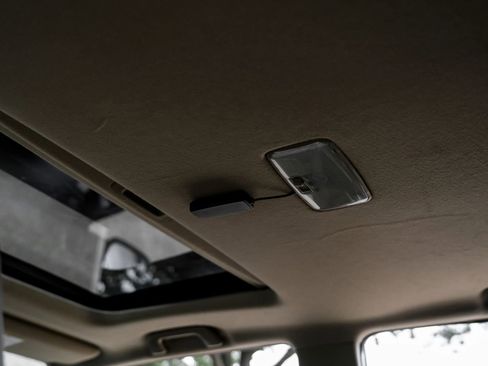 Used 2015 Toyota 4Runner Limited image 43