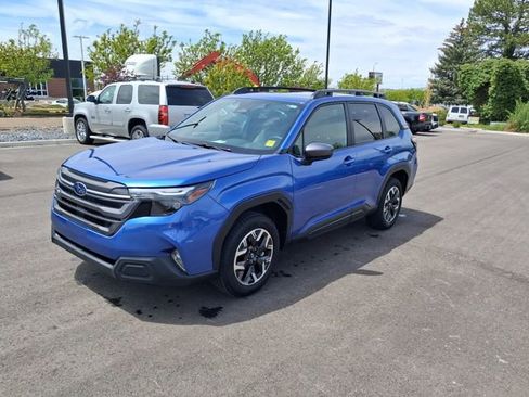 Used 2026 Subaru Forester Premium AWD/4WD image 7