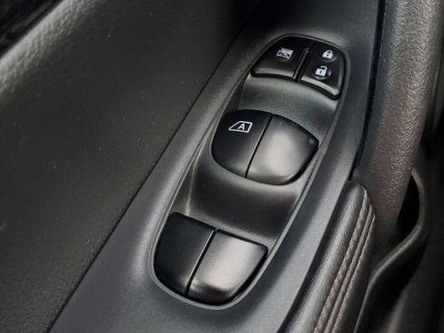 Used 2018 Nissan Rogue SL AWD/4WD image 21