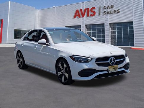 Used 2025 Mercedes-Benz C 300 4MATIC Sedan image 3