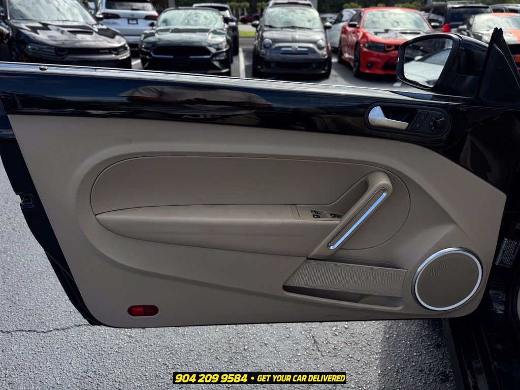 Used 2014 Volkswagen Beetle 1.8T FWD image 17