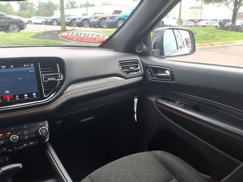 Certified 2025 Dodge Durango GT w/ Blacktop Package AWD/4WD image 12