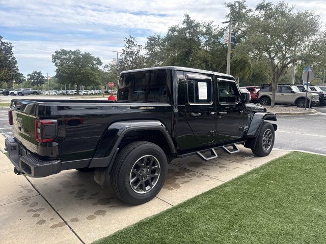 Used 2023 Jeep Gladiator Overland w/ LED Lighting Group AWD/4WD image 3
