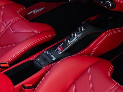 Used 2018 Ferrari 488 Spider RWD image 21