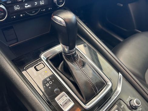 Used 2018 MAZDA CX-5 Touring w/ Preferred Equipment Package image 8