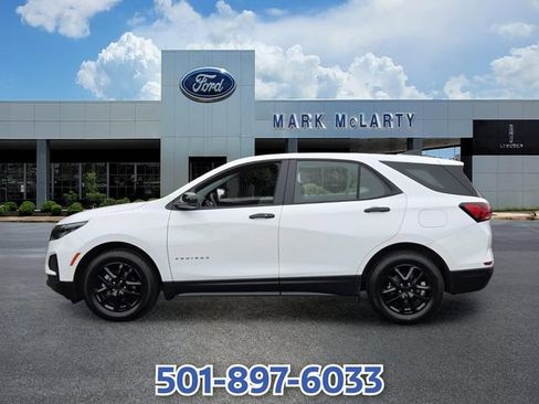 Used 2024 Chevrolet Equinox LS FWD image 2