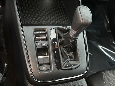 Used 2025 Honda CR-V LX image 27