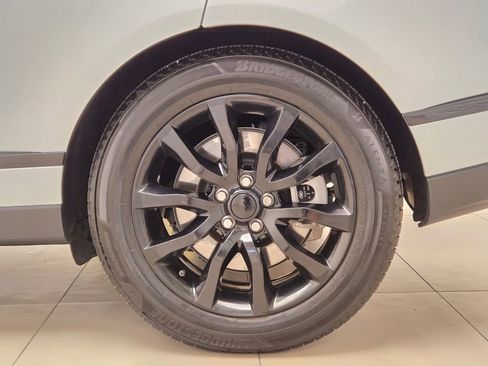 Used 2018 Land Rover Range Rover HSE AWD/4WD image 15