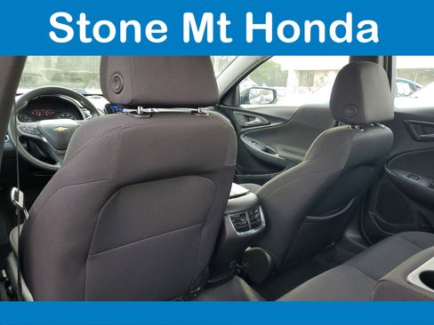 Used 2024 Chevrolet Malibu LT image 11