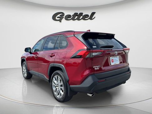 Used 2023 Toyota RAV4 XLE Premium AWD/4WD image 7